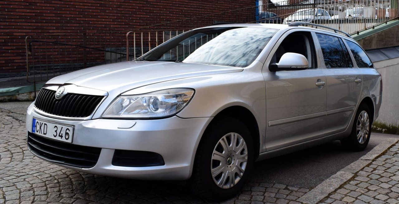 Skoda Octavia 2010, bild 3/7