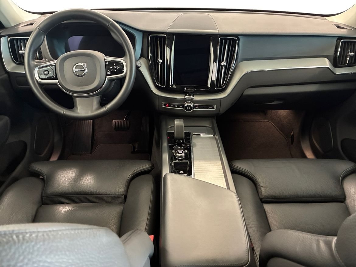 Volvo XC60 T6 Plus Dark Edition 2025, bild 5/10