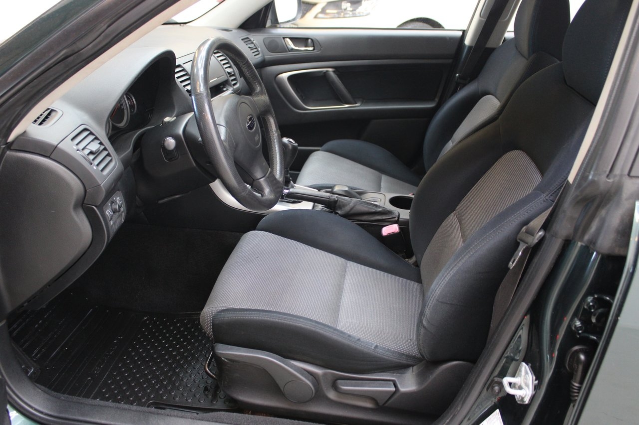Subaru Legacy 2005, bild 6/10