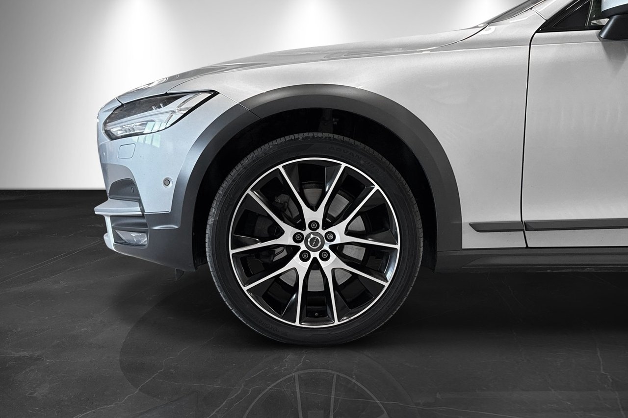Volvo V90 Cross Country 2017, bild 4/10
