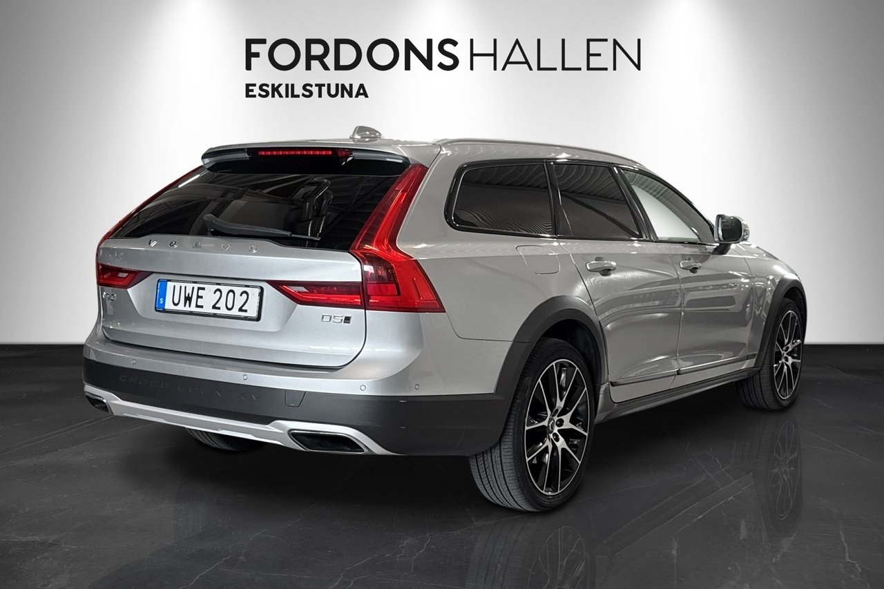 Volvo V90 Cross Country 2017, bild 5/10
