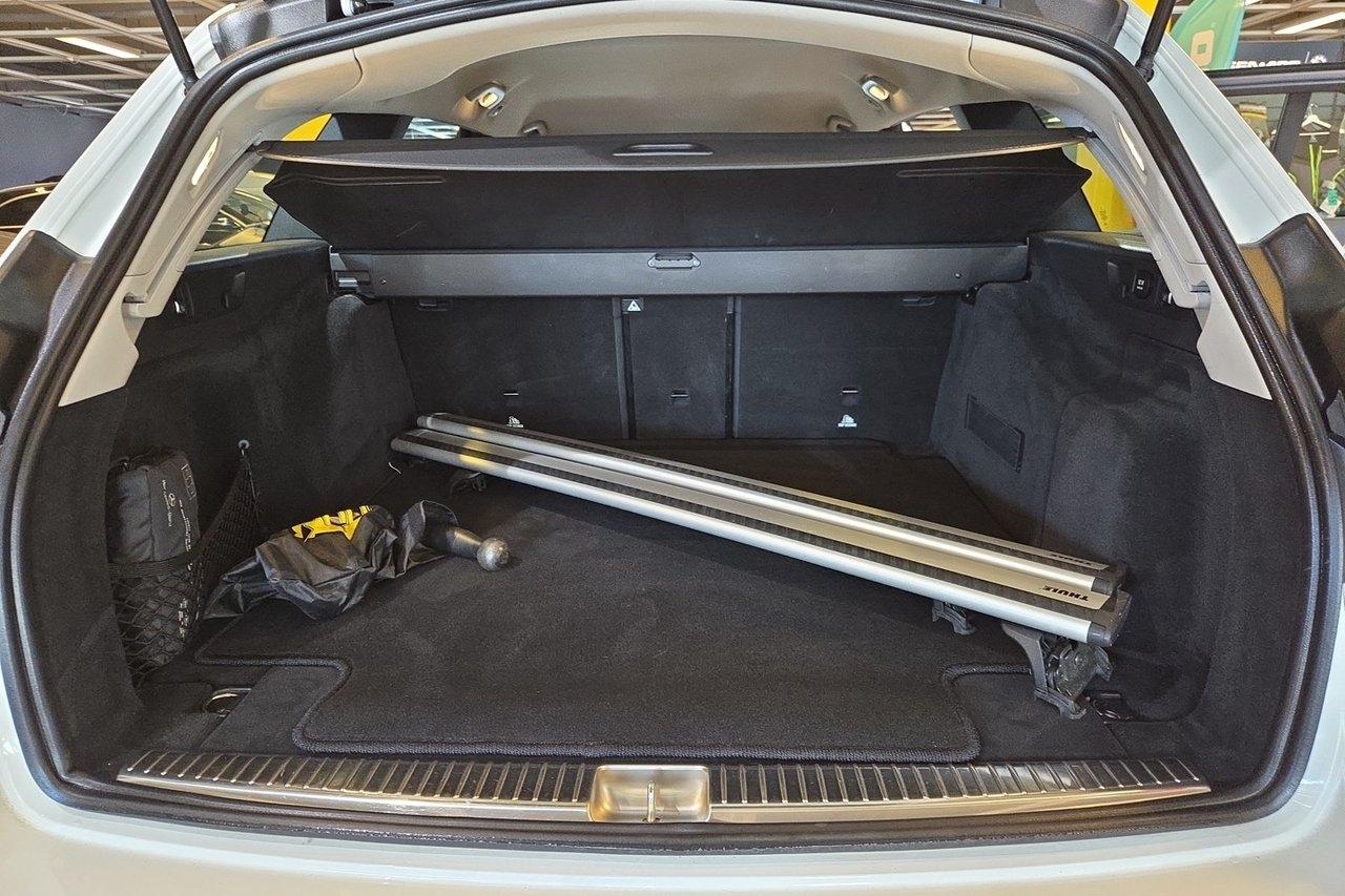 Mercedes-Benz E 2018, bild 7/10