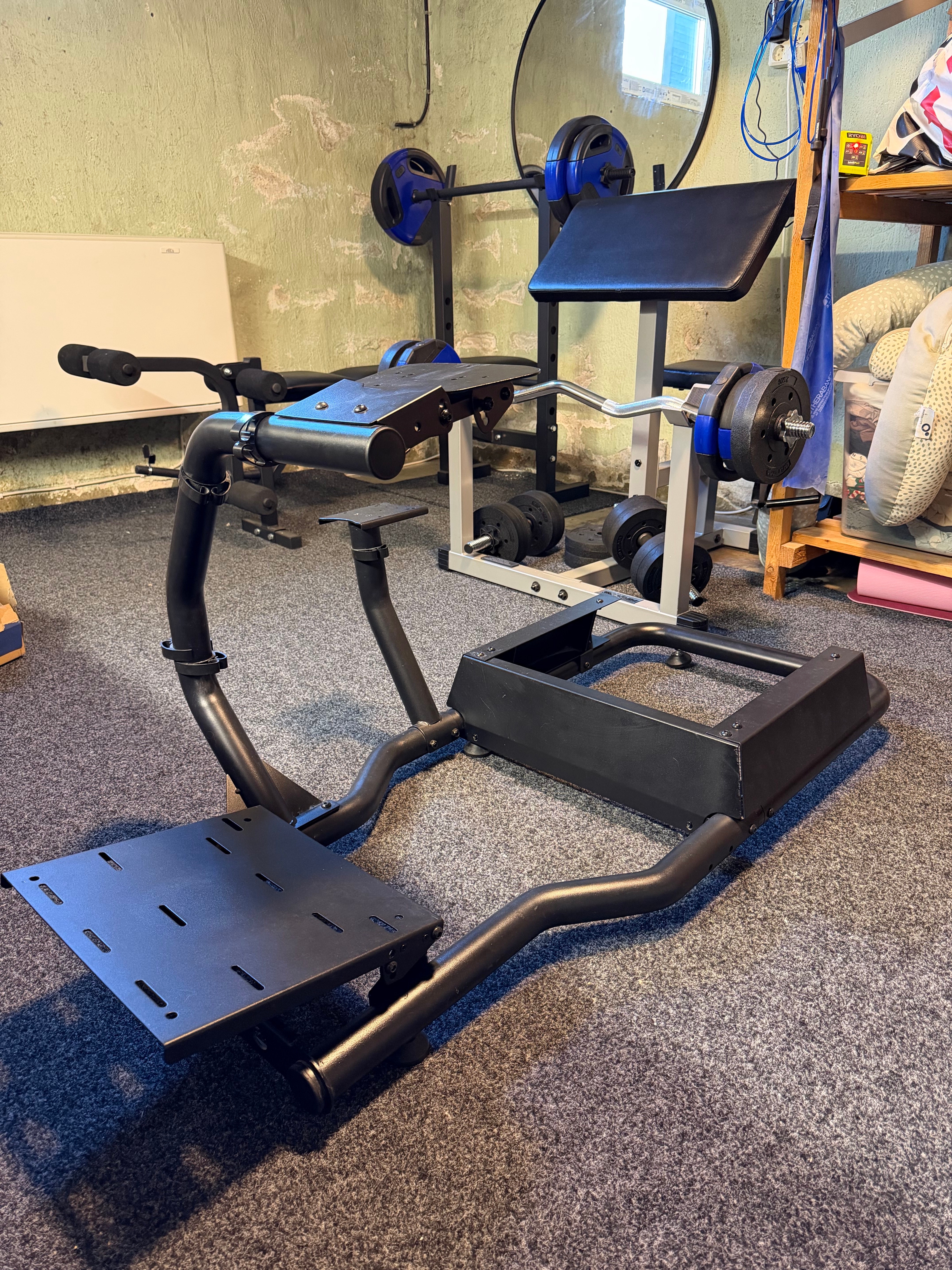 Sim racing cockpit