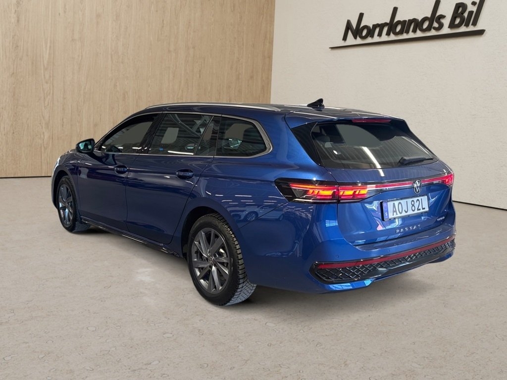 Volkswagen Passat 2024, bild 3/14