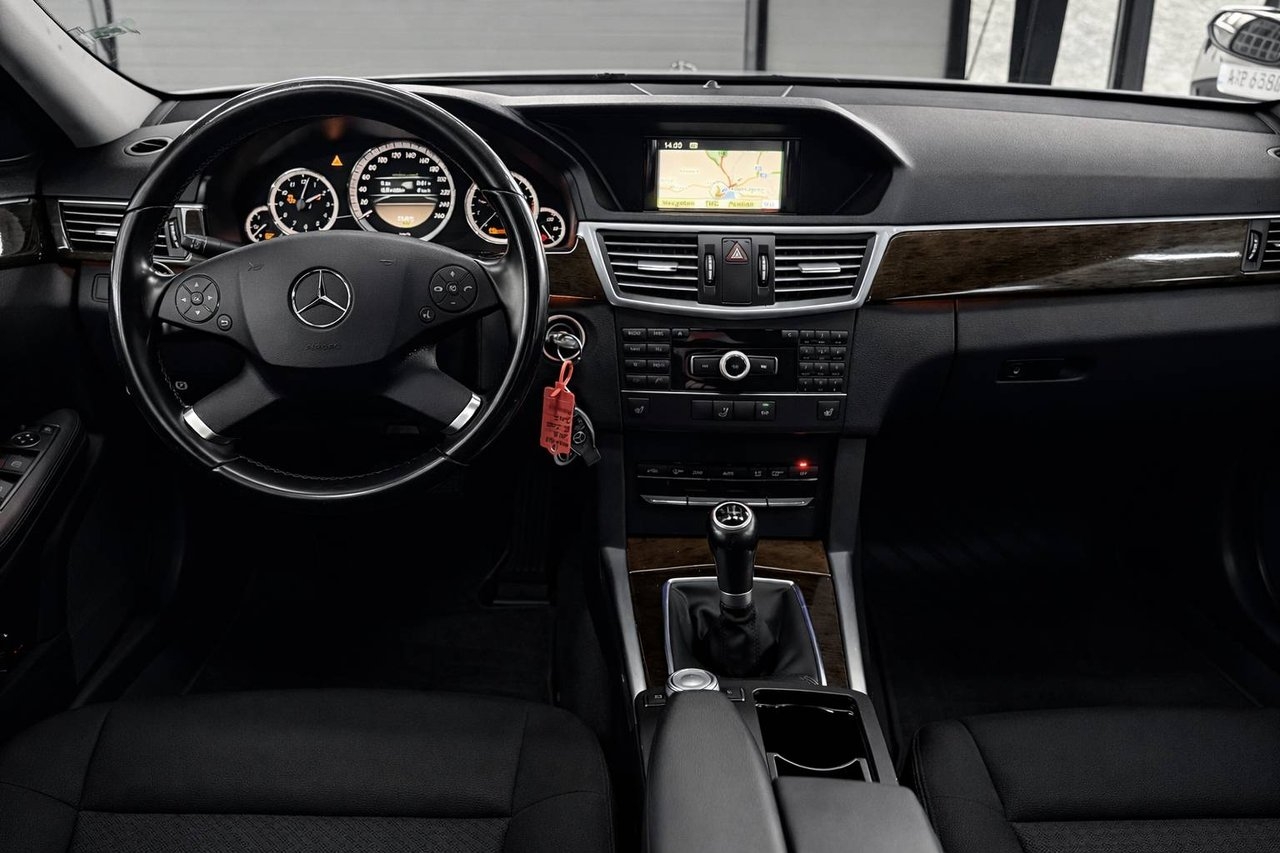 Mercedes-Benz E 2012, bild 5/11