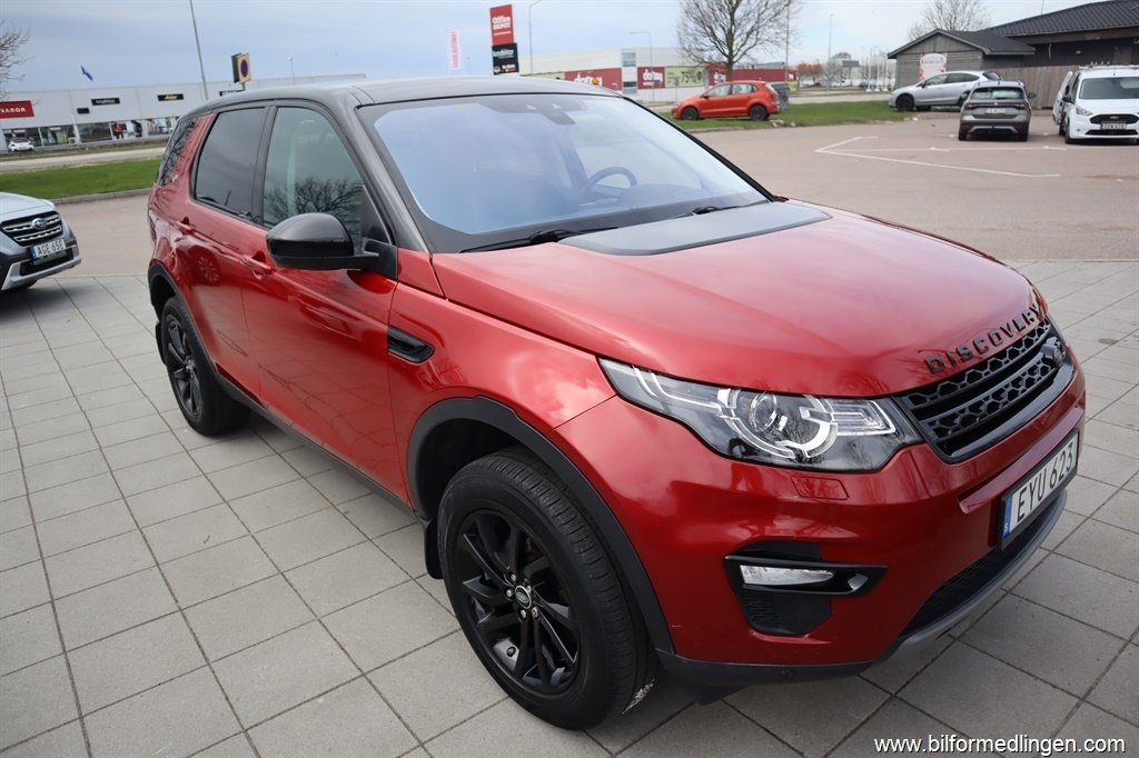 Land Rover Discovery 2.0 TD4 AWD 180hk 2017, bild 2/27