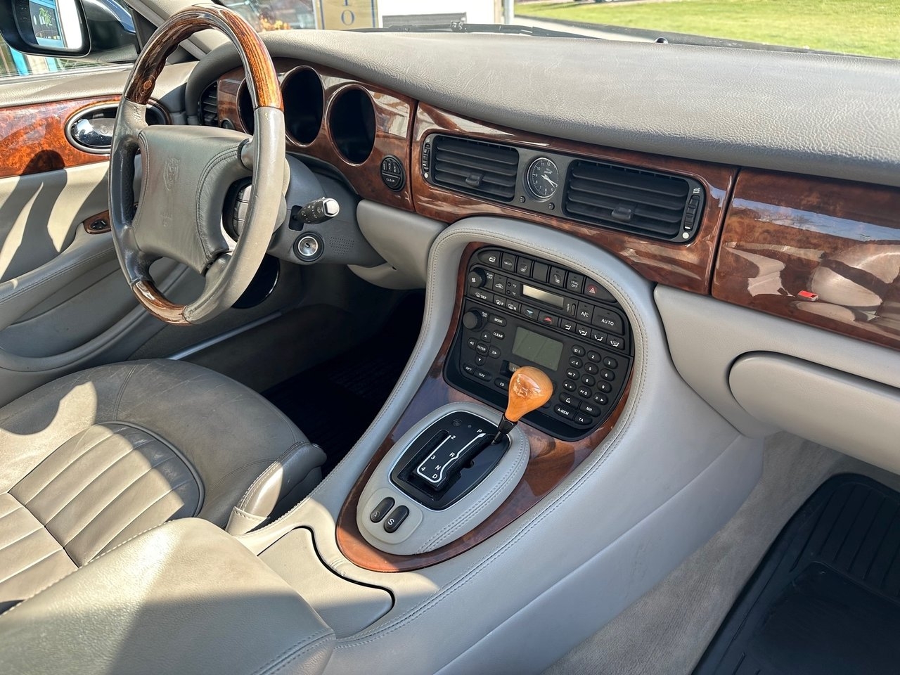 Jaguar XJ 8 4.0 V8 2000, bild 6/8