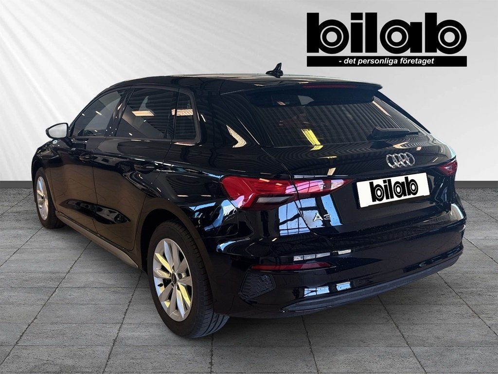 Audi A3 2023, bild 4/9