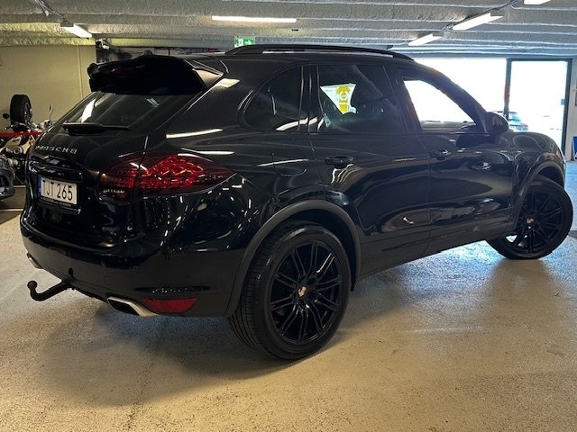 Porsche Cayenne 2014, kuva 4/10