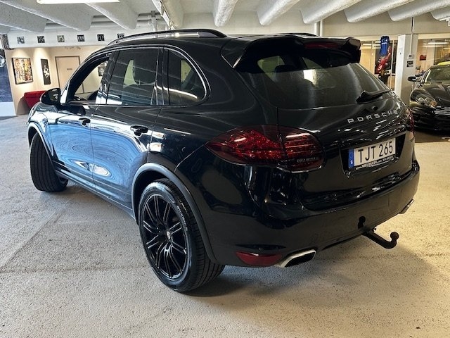 Porsche Cayenne 2014, kuva 3/10