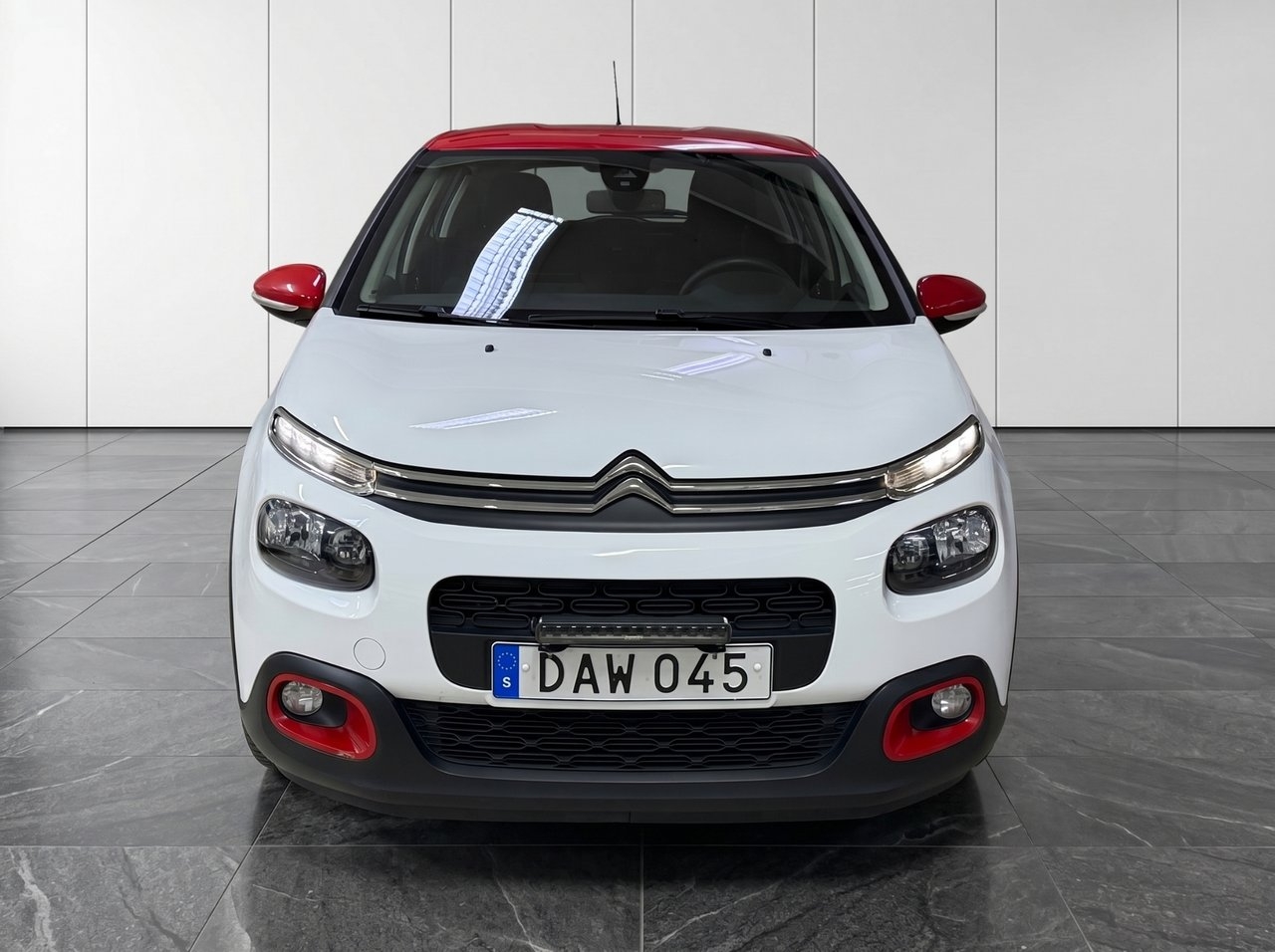 Citroen C3 1.2 PureTech 2018, bild 2/10