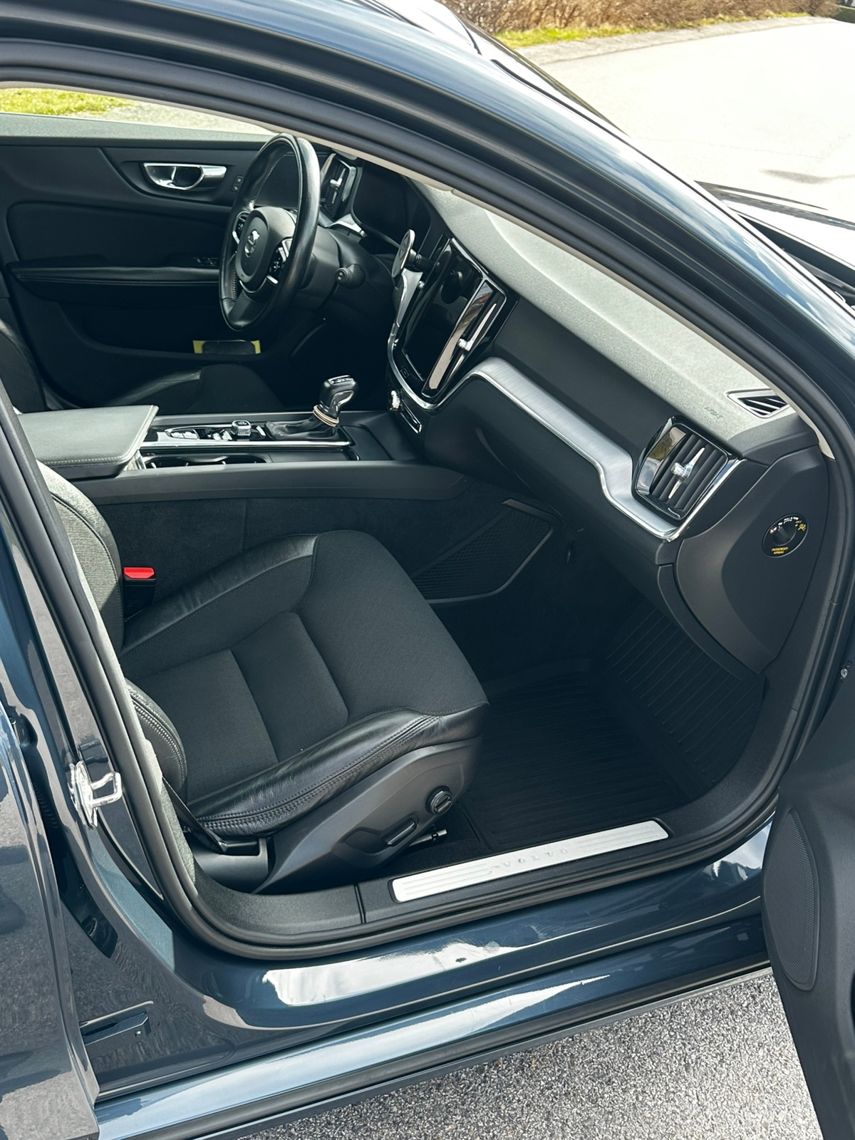 Volvo V60 2021, kuva 7/10