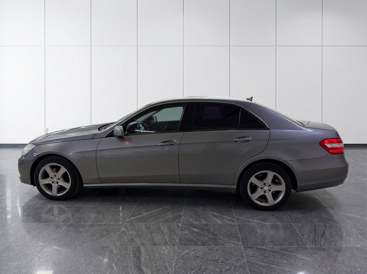 Mercedes-Benz E 2010, bild 6/10