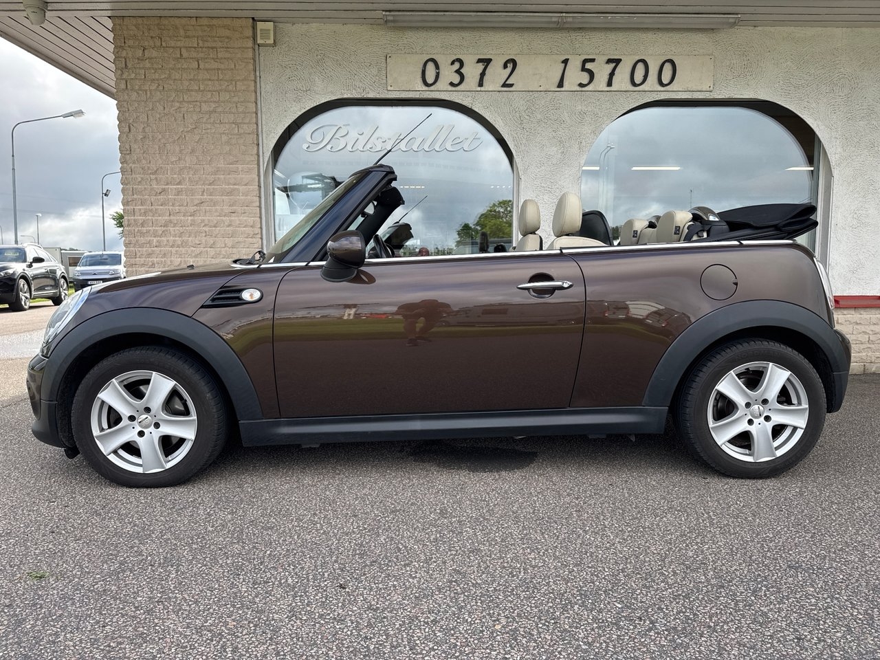 MINI Cooper 2011, bild 2/10