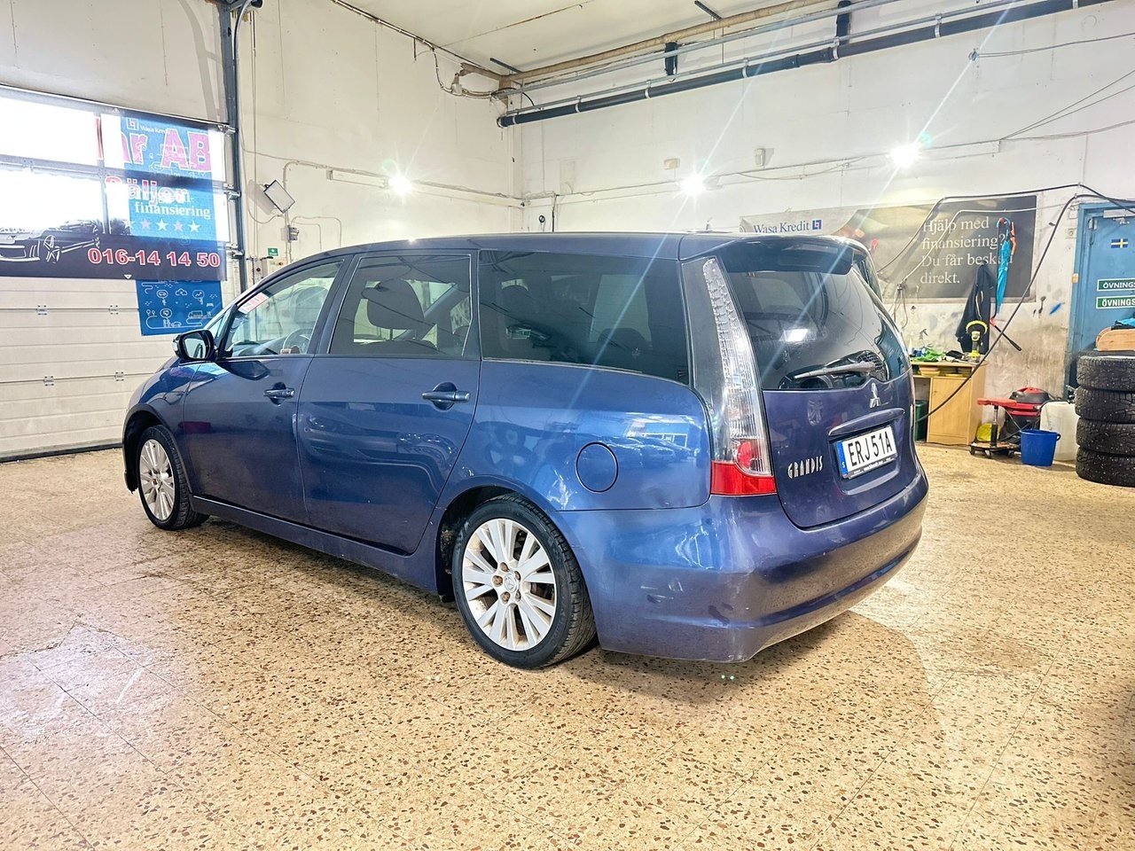 Mitsubishi Grandis 2004, kuva 4/10