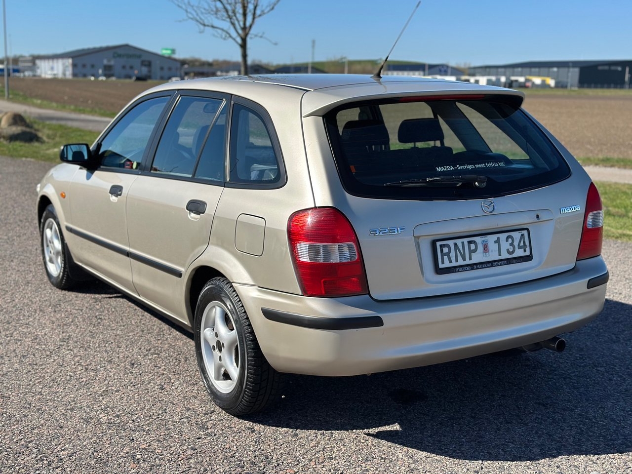 Mazda 3 23F 1.9 Lågmilare 2000, kuva 5/17