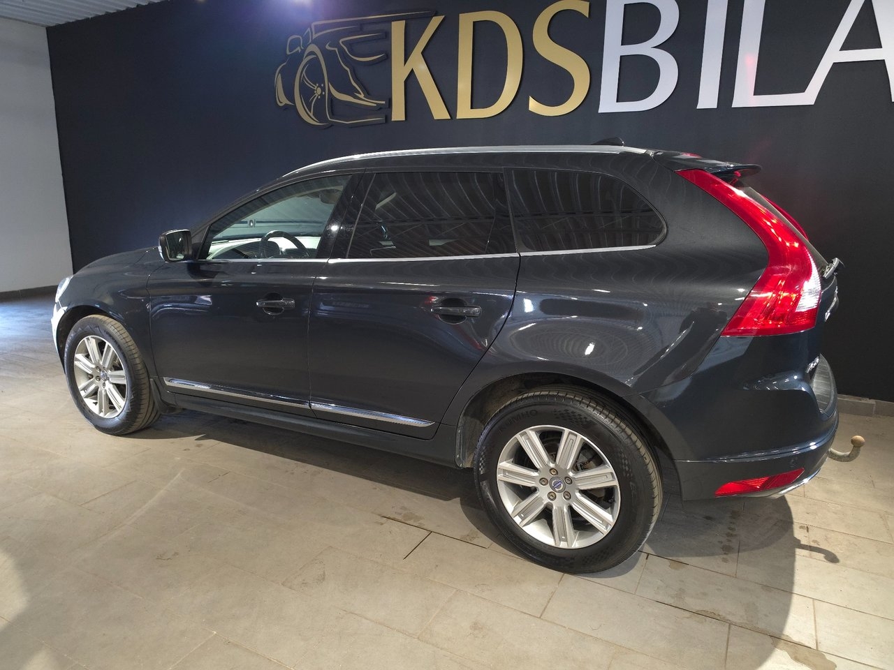 Volvo XC60 2017, kuva 3/10