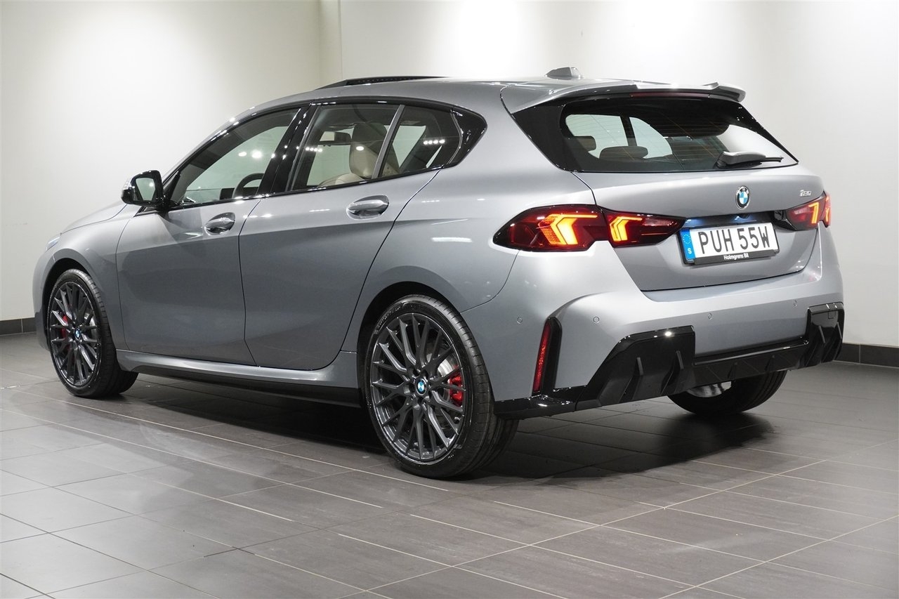 BMW 120 M Sport Pro Premium H K 2026, photo 3/10