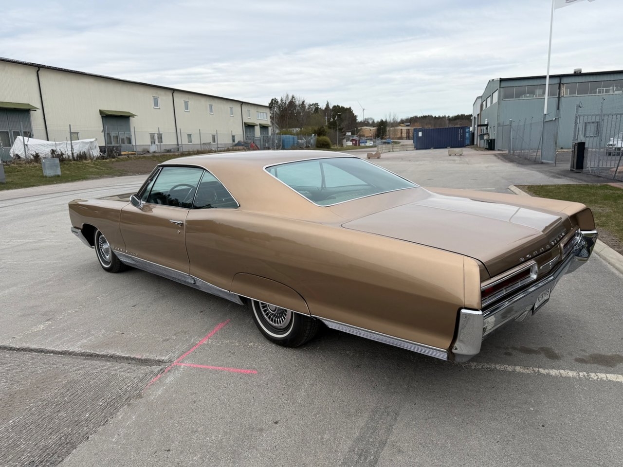 Pontiac Bonneville 1966, kuva 7/10