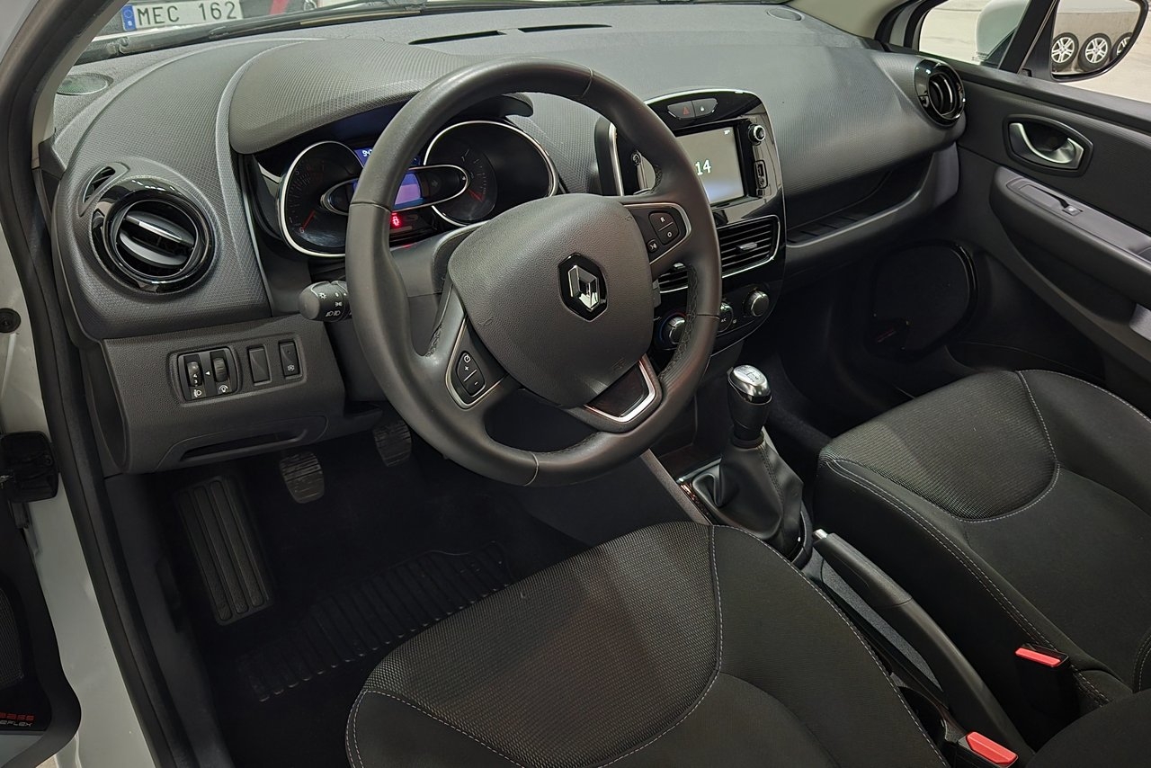 Renault Clio 0.9 76hk Zen Bass Reflex 2019, bild 6/10
