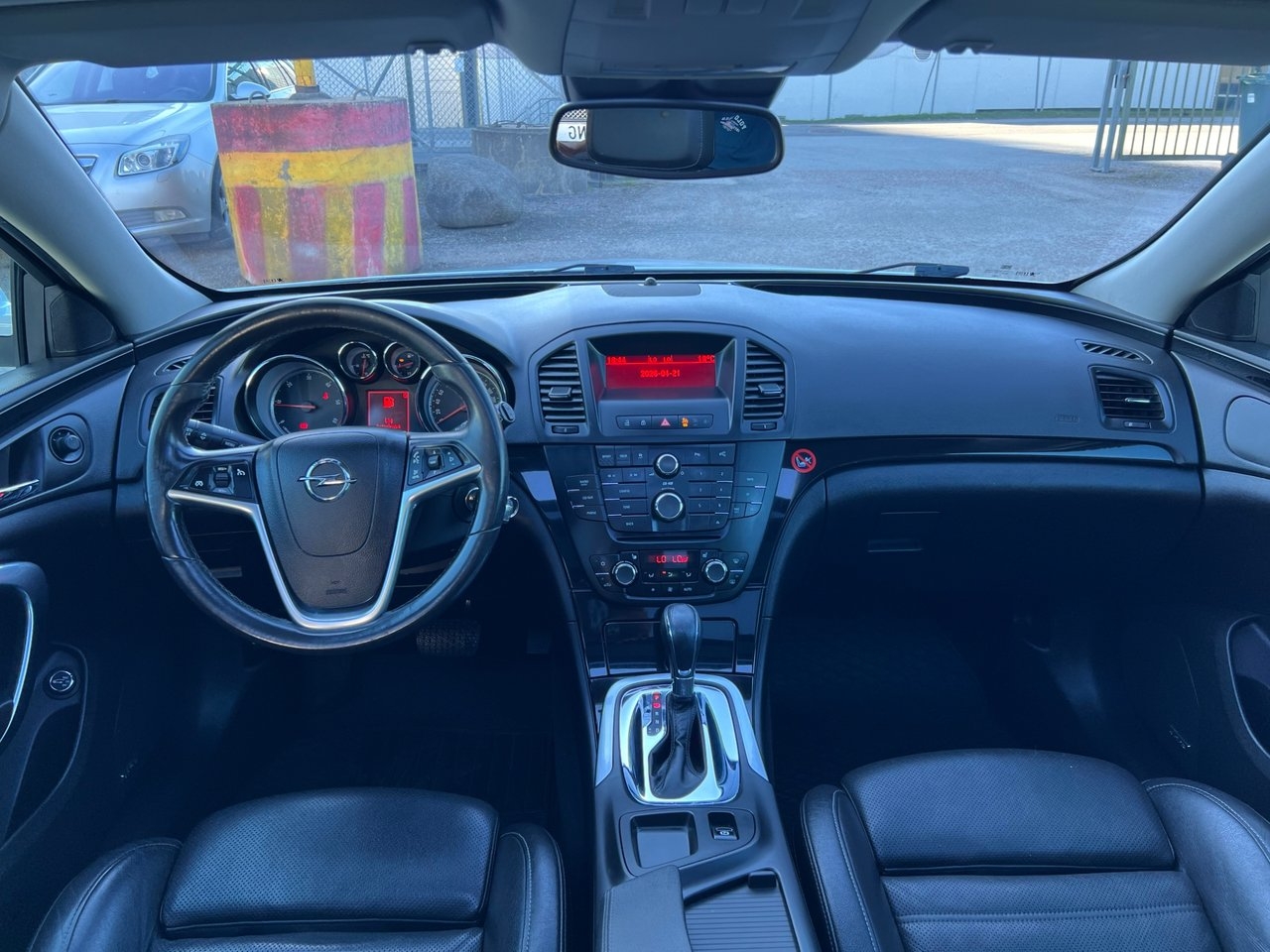 Opel Insignia 2012, kuva 7/10