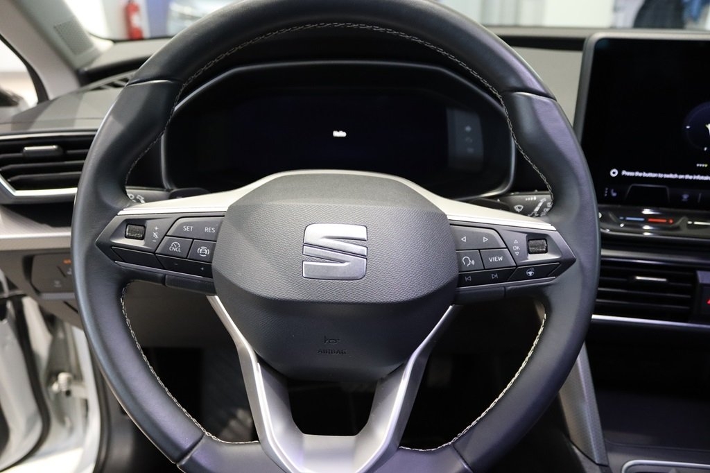 Seat Leon Sportstourer eTSI 150hk DSG 2025, photo 7/10