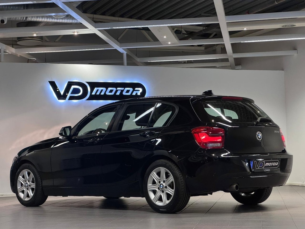 BMW 118 d Aut PDC 143hk 2012, bild 3/20