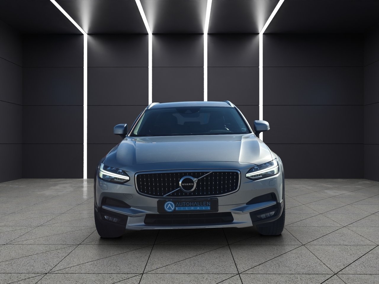 Volvo V90 Cross Country 2019, bild 2/10