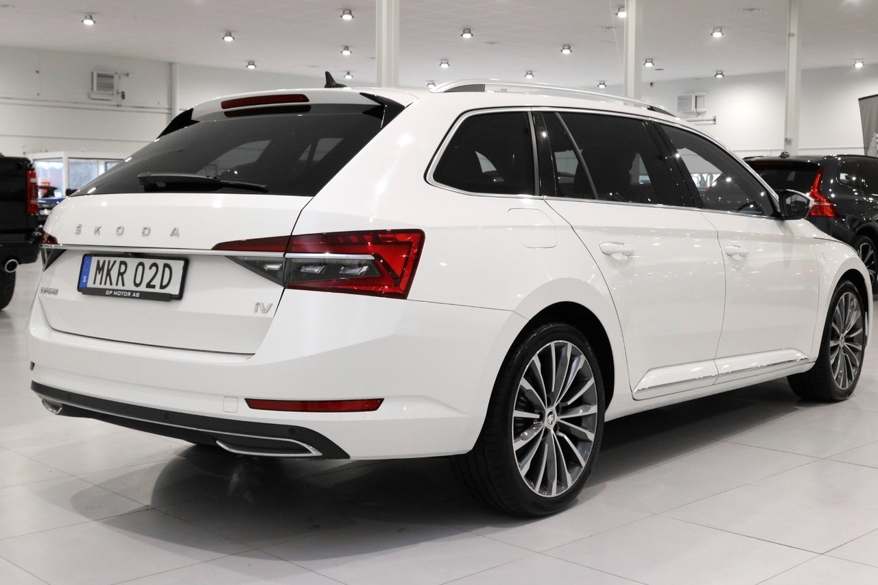 Skoda Superb 2021, bild 4/34