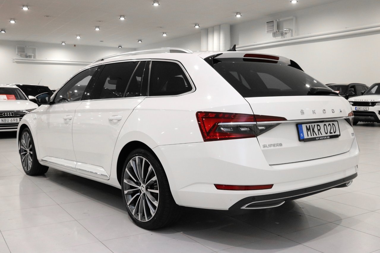 Skoda Superb 2021, bild 6/34