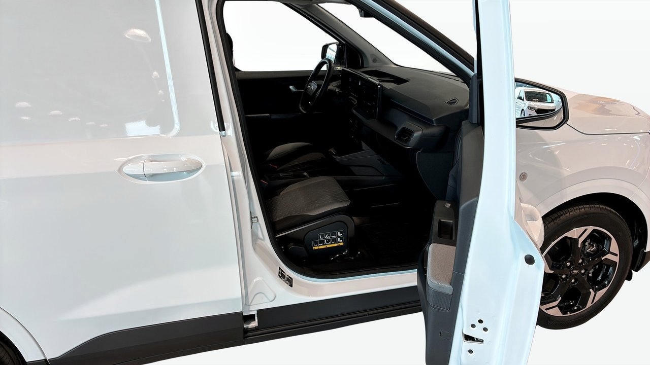 Ford E-Courier Limited 136Hk 2026, bild 3/9