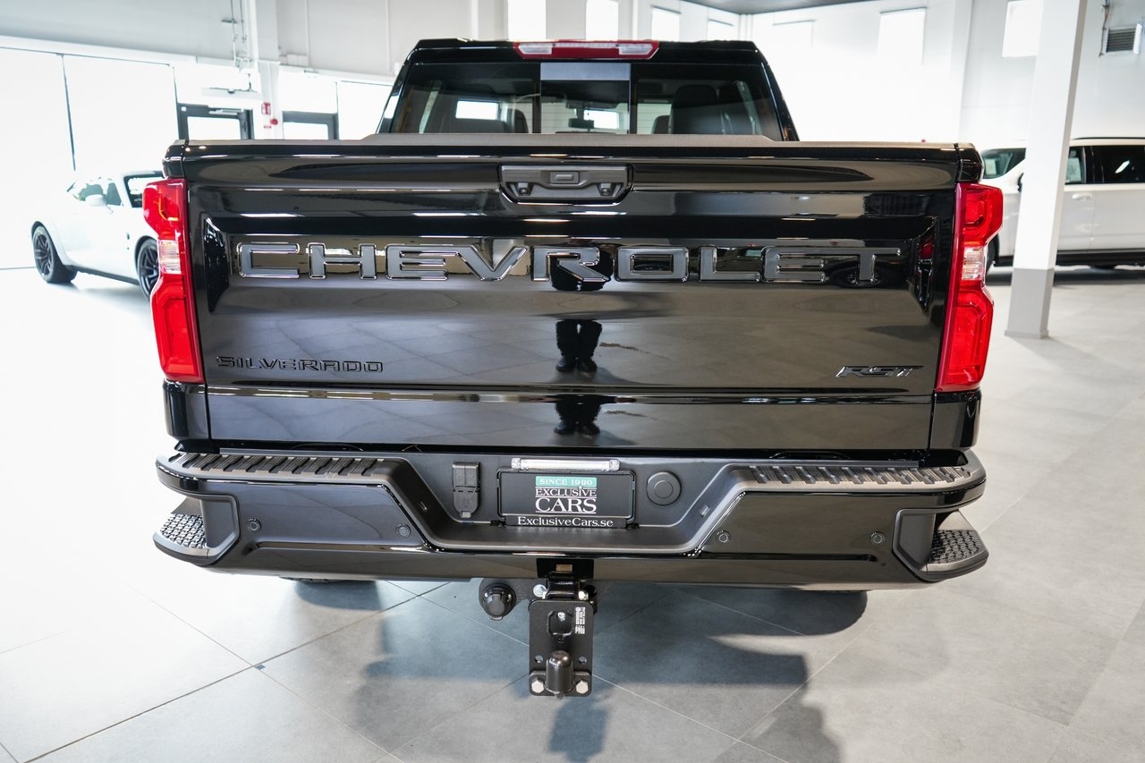 Chevrolet Silverado EV RST Duramax 2026, bild 6/31