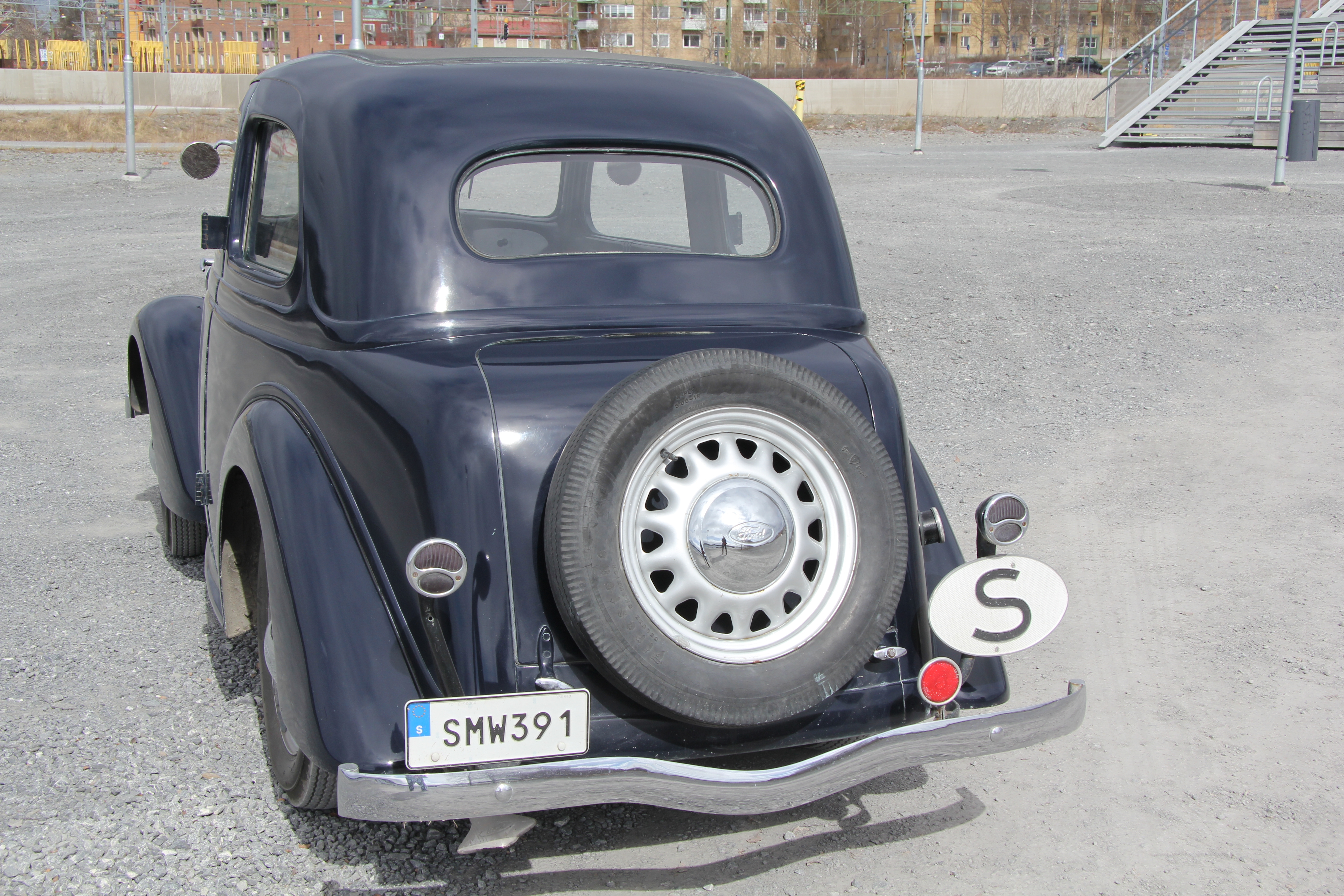 Ford Eifel 1.2 Manuell 1938, bild 2/10
