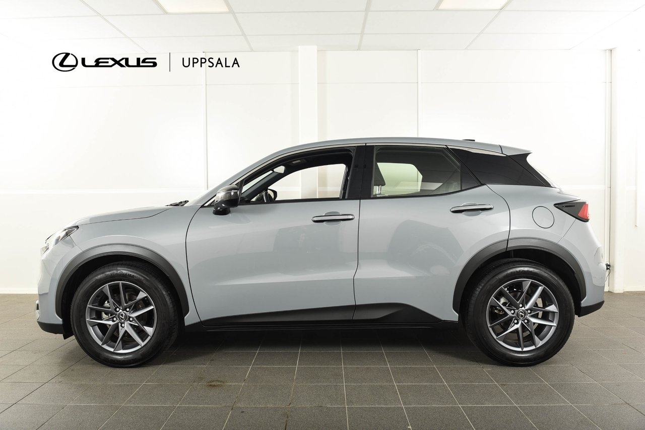 Lexus LBX 2024, bild 3/10