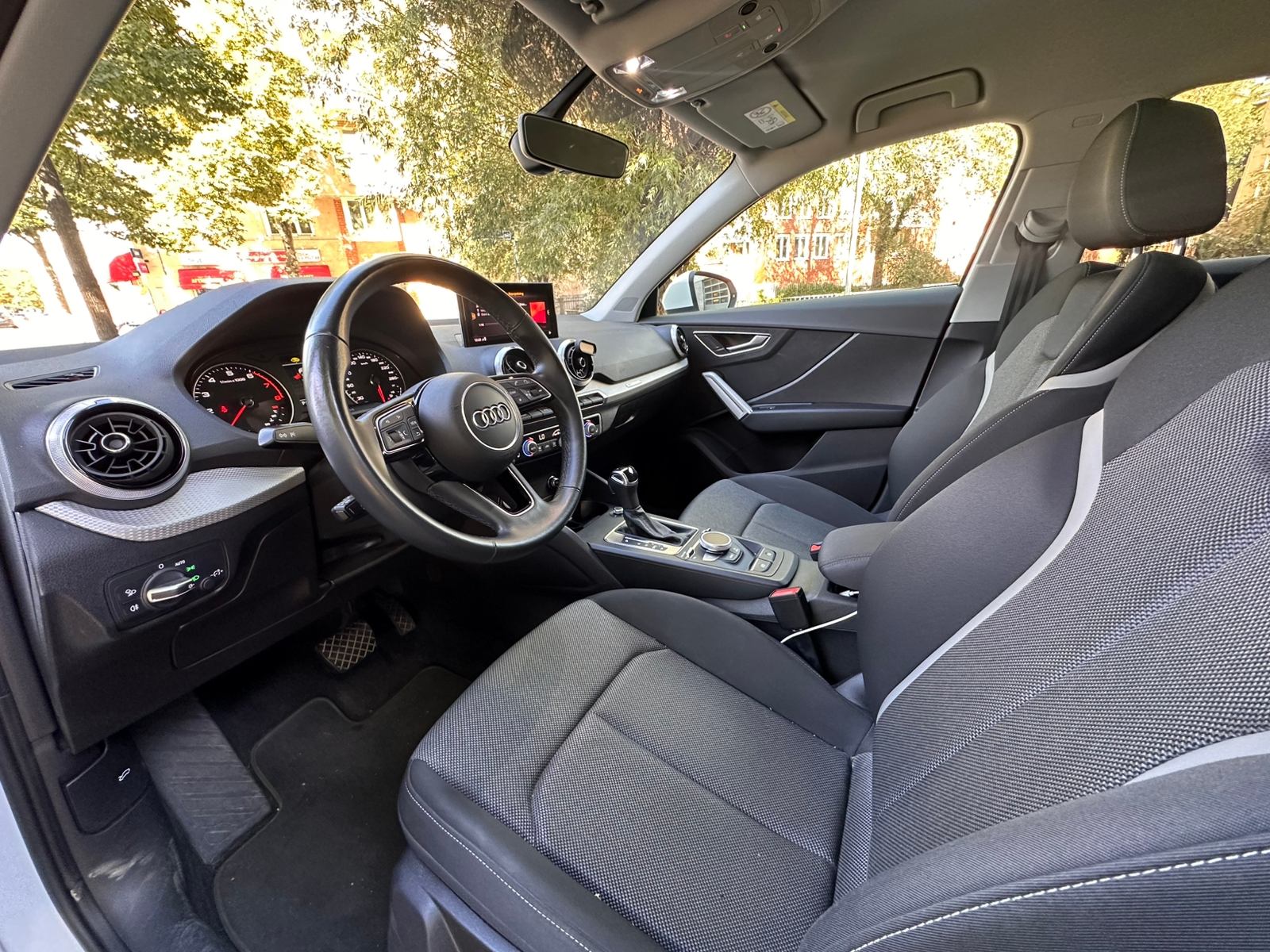 Audi Q2 35 TFSI S Tronic 2021, bild 3/3