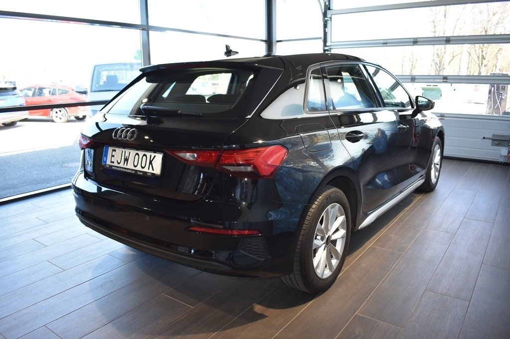 Audi A3 2023, kuva 3/6