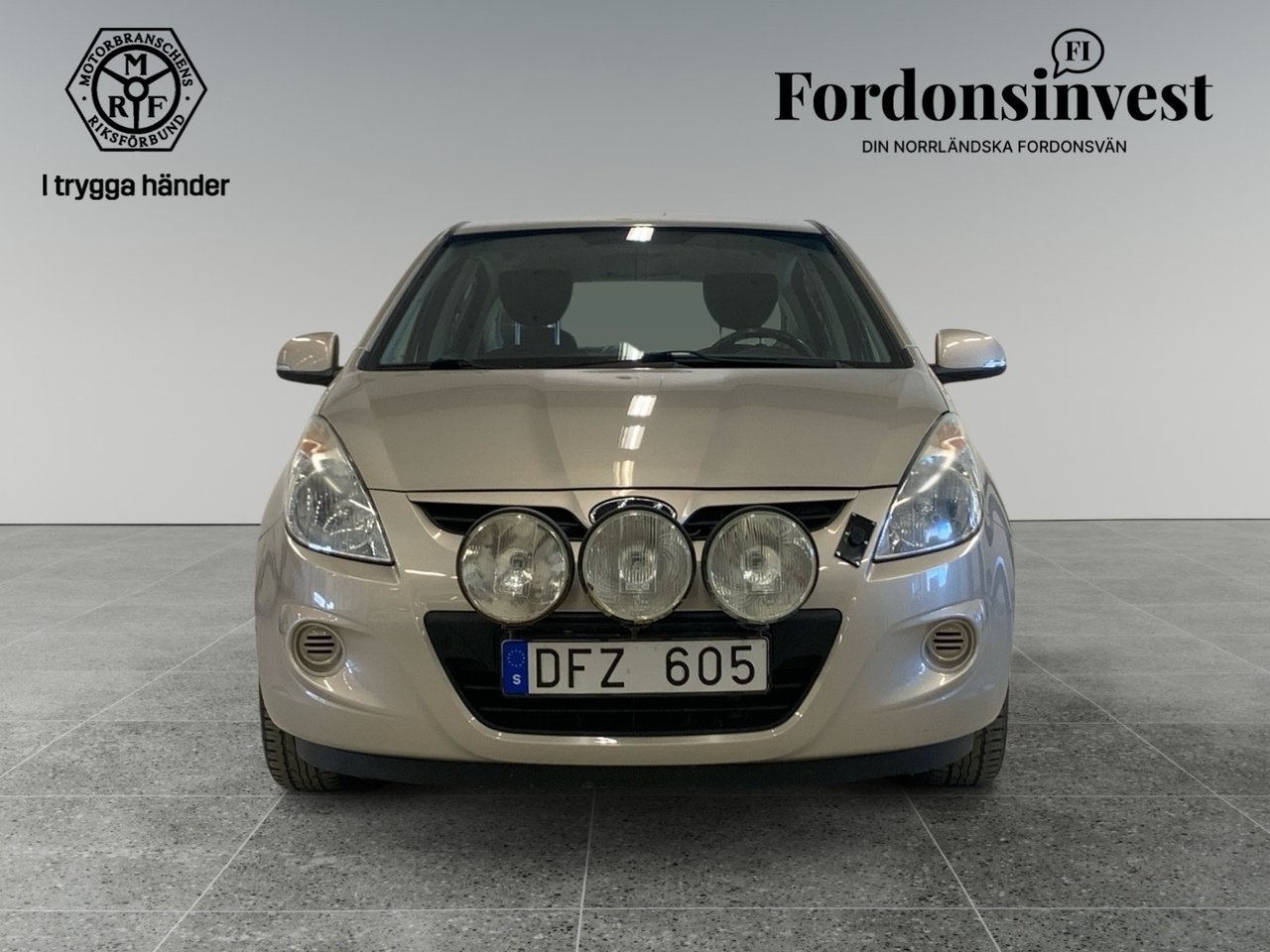 Hyundai i20 2011, photo 2/18