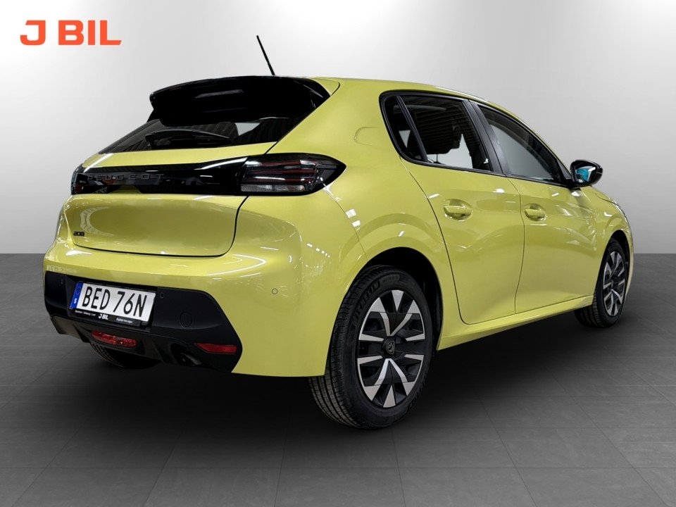 Peugeot 208 Style 1.2 PT 75hk 2024, bild 4/15
