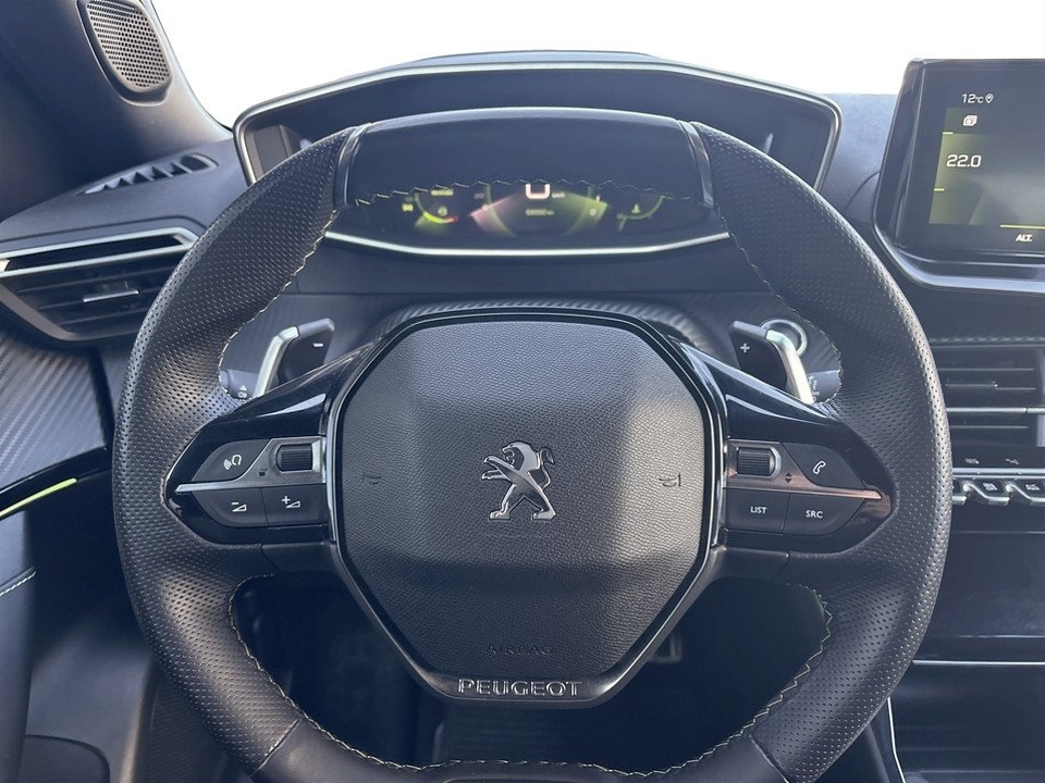 Peugeot 2008 GT 1.2 PT 130hk Aut 2023, bild 7/10
