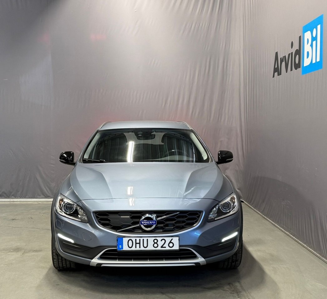 Volvo V60 Cross Country 2017, bild 2/18