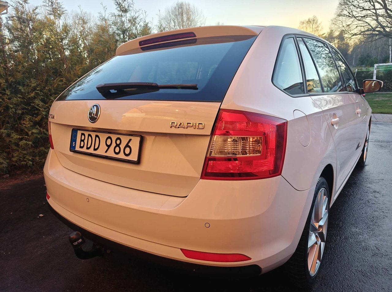 Skoda Rapid 2015, bild 3/27