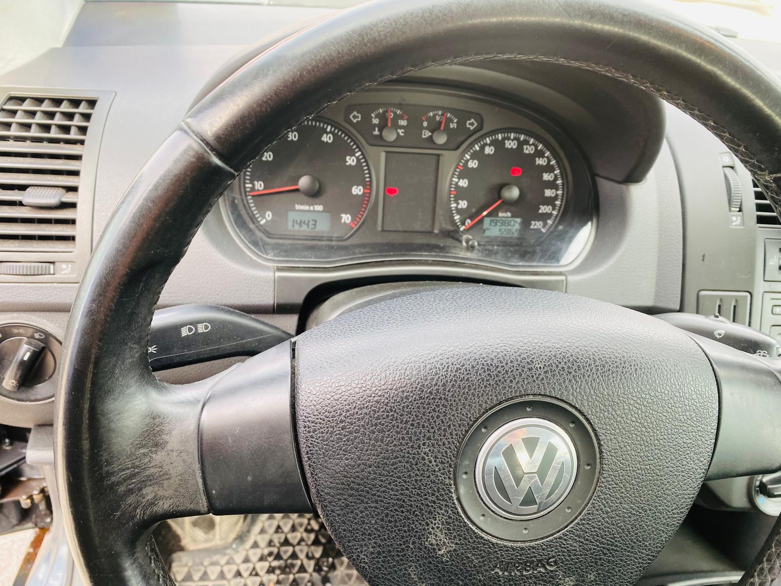 Volkswagen Polo 5-dörrar 1.4 Manuell 2008, bild 8/8