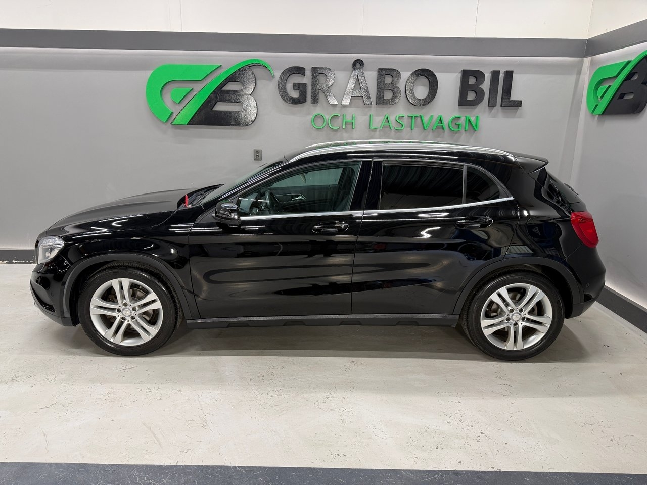 Mercedes-Benz GLA 2017, bild 2/10