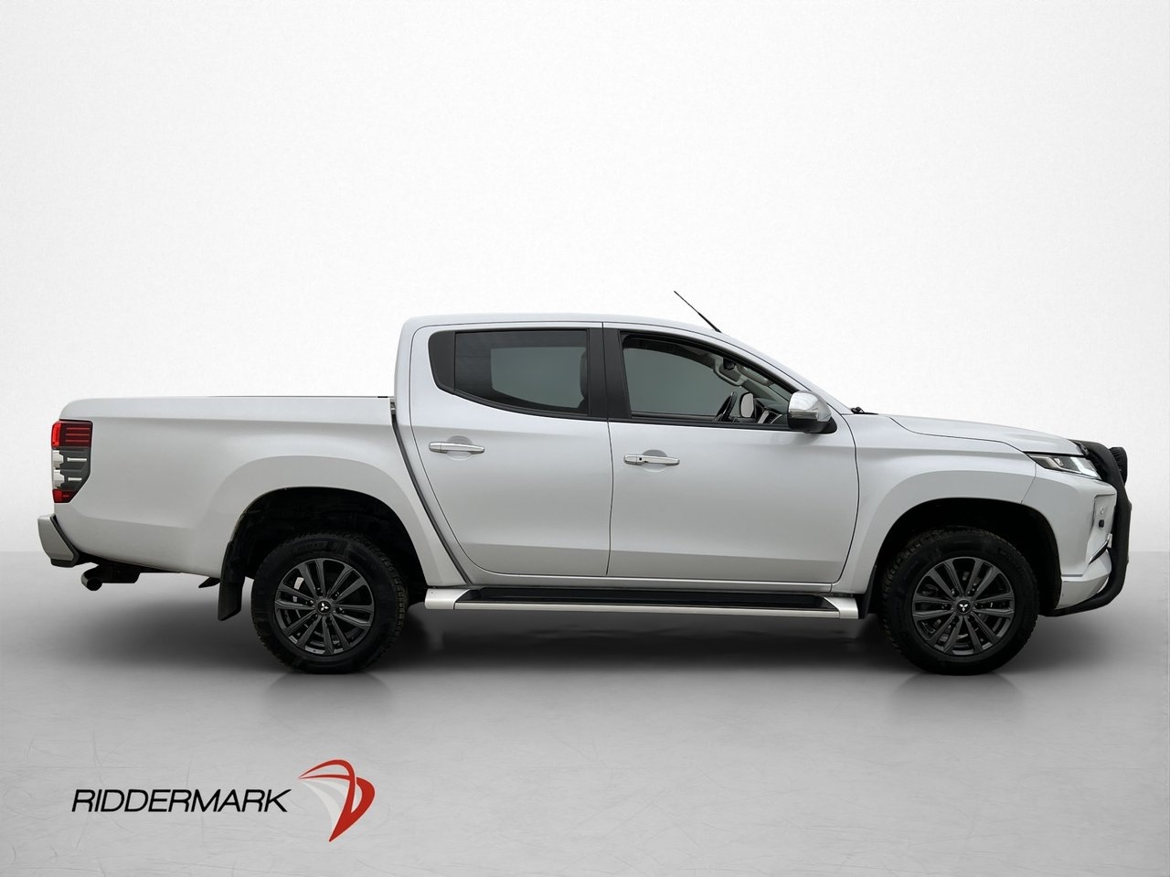 Mitsubishi L200 2020, kuva 2/36