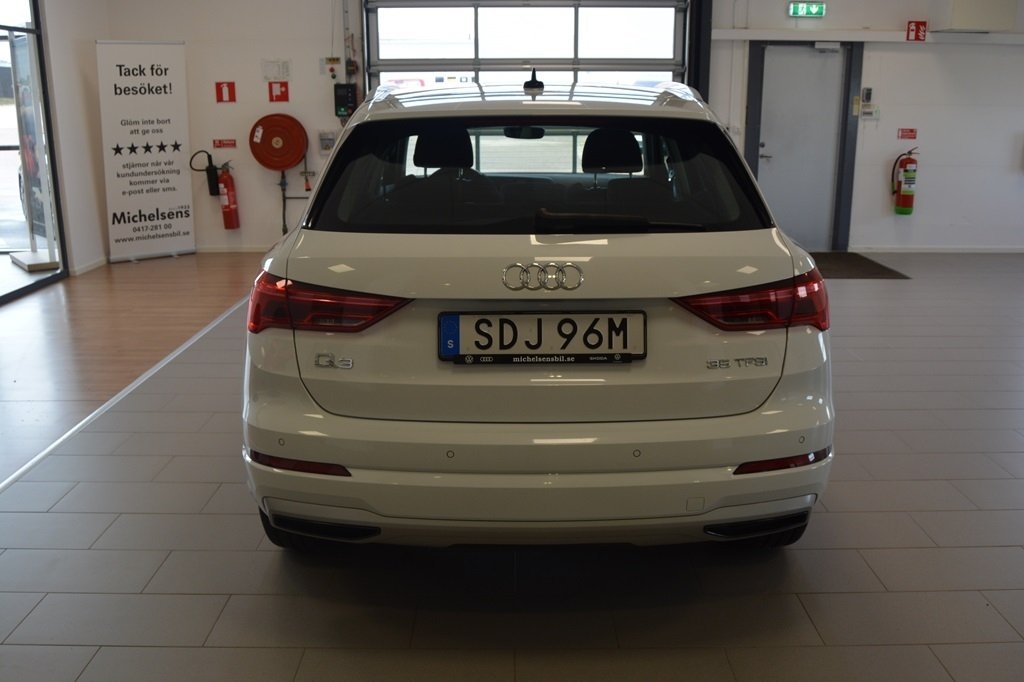 Audi Q3 2019, photo 6/15