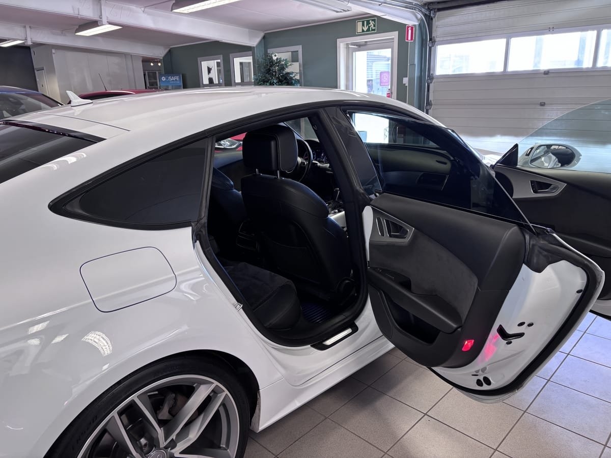 Audi A7 2017, kuva 7/12