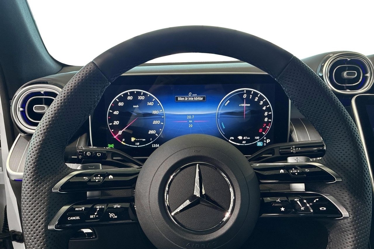 Mercedes-Benz GLC 400 e 4MATIC 2026, photo 7/10