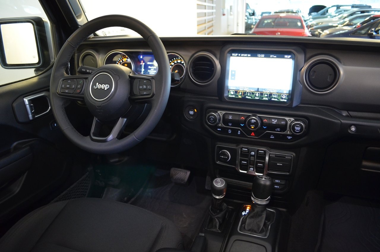 Jeep Wrangler 2023, kuva 2/10