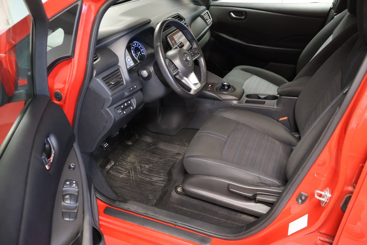 Nissan Leaf Acenta 39kWh 2022, bild 5/9