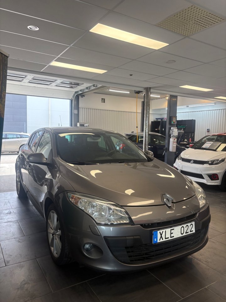 Renault Megane 2011, bild 4/8